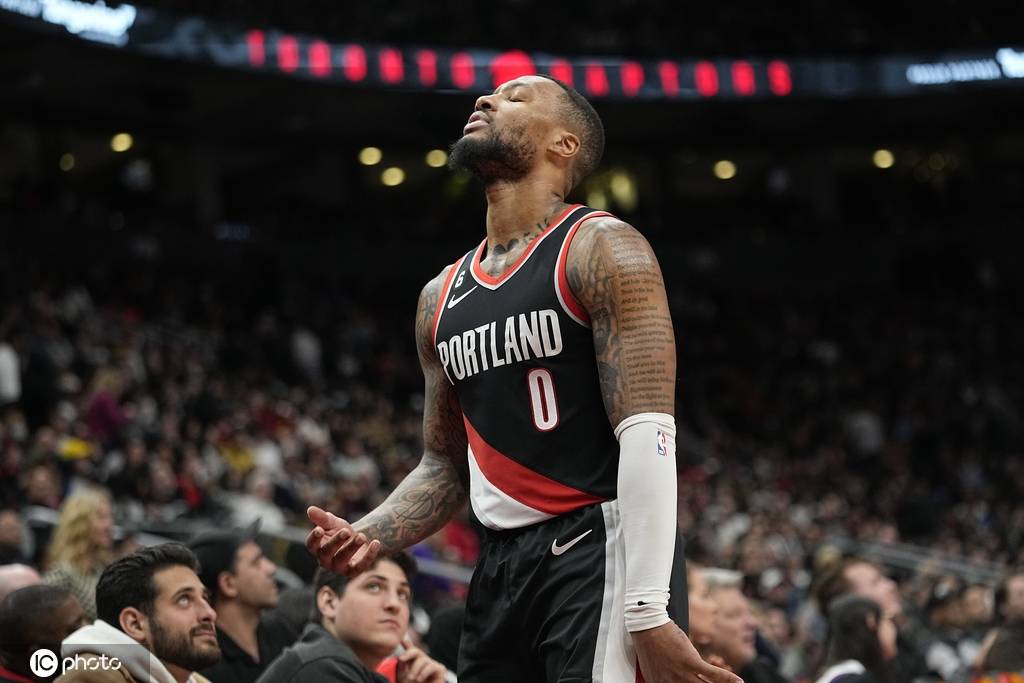 落叶返回他们的根源!利拉德(Lillard)返回开拓者3年 4200万美元